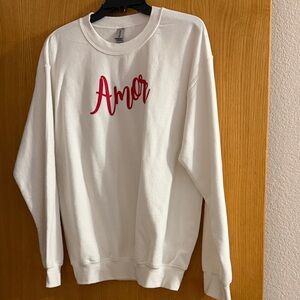 Gildan Heavy Blend White Sweatshirt